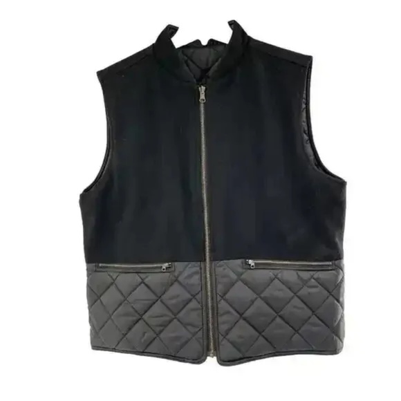 WOOLRICH Two-tone Black Poly-Nylon Reversible quilted womens Vest Small EUC - Picture 1 of 5